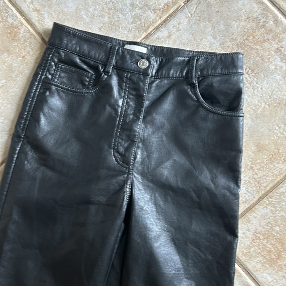 Aritzia Wilfred The Melina Cropped Faux Leather Pants Women's size 4 - Picture 3 of 10